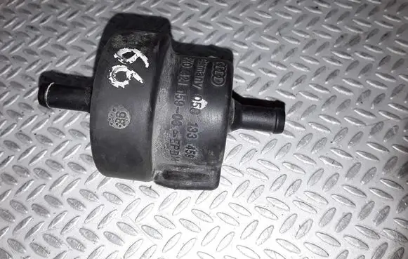 Volkswagen PASSAT B5 Vacuum valve 058133459