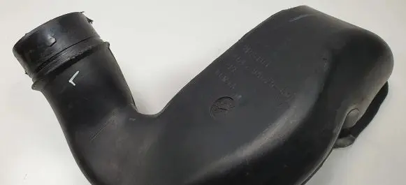 Aston Martin Rapide Air intake hose/pipe 4G43-9A675-CD