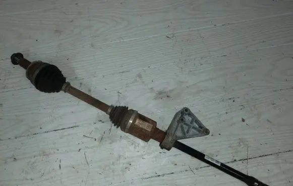 Opel Insignia B Front driveshaft 84242565