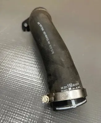 Peugeot 508 II Intercooler hose/pipe 9820115680