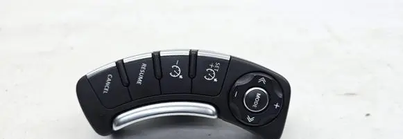 Land Rover Range Rover L322 Steering wheel buttons/switches AH4213D767AC