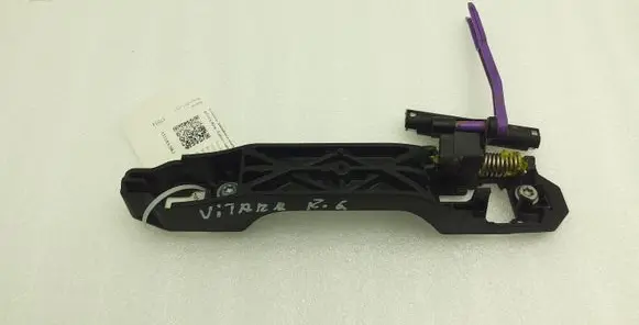 Rear door exterior handle/bracket