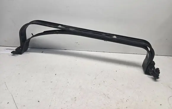 Volvo S60 Fuel tank mounting bracket 31303698