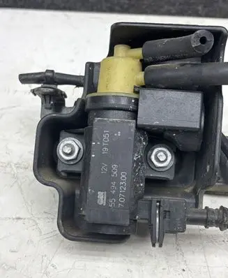 Opel Zafira C Turbo solenoid valve 55494509