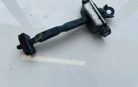 KIA Carens II Front door check strap stopper 