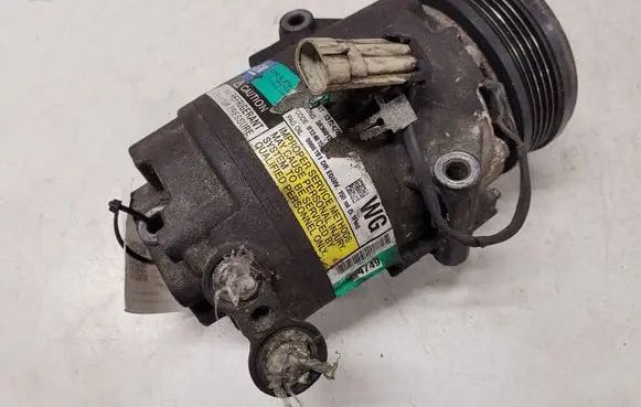 Opel Zafira B Air conditioning (A/C) compressor (pump) 9986181 13124749