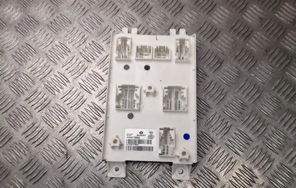 Jeep Grand Cherokee Comfort/convenience module 68354769AC