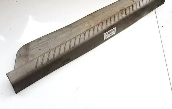 Mazda Premacy Rear sill trim cover C10068720