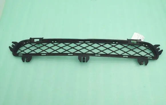 BMW X3 F25 Front bumper lower grill 51117210466 7210466