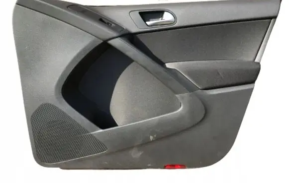 Volkswagen Tiguan Front door card panel trim 5N0867012B