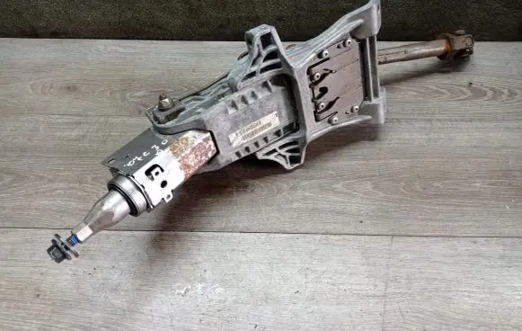 Volvo C30 Steering wheel axle 30794173