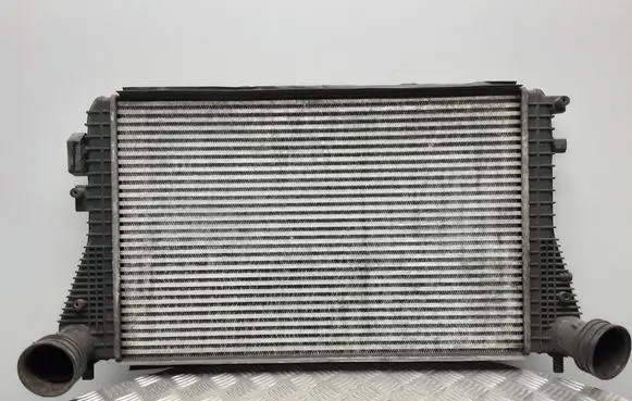 Skoda Octavia Mk2 (1Z) Intercooler radiator 1K0145803L
