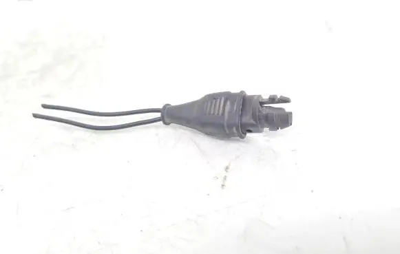 Audi A4 S4 B5 8D Outside/exterior temperature sensor 8D0820535