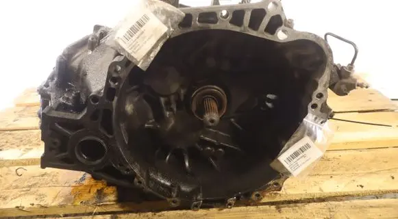 Toyota Avensis T250 Manual 5 speed gearbox 251501K