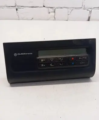 Volkswagen PASSAT B4 Climate control unit 3A0907044 9BG72496100 SZZL8H9
