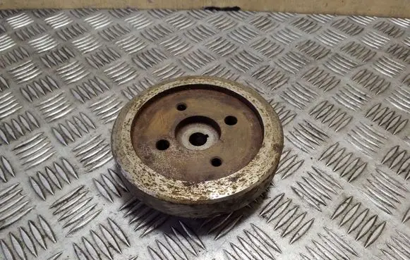 Audi A6 S6 C4 4A Fuel pump gear (pulley) 