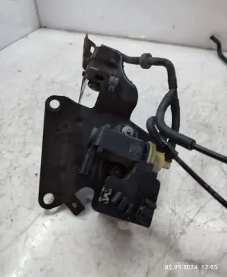 Audi A4 S4 B8 8K Turbo solenoid valve