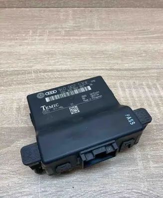 Volkswagen Touran I Gateway control module 1K0907530E 1K0907951
