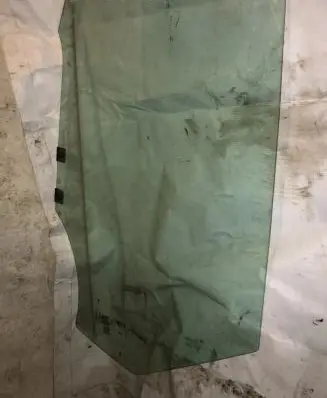 Renault Captur Front door window glass four-door 43R001583