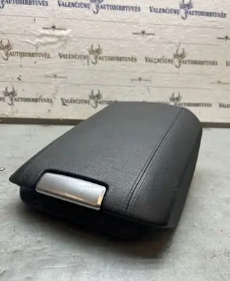 Porsche Cayenne (92A) Armrest 7P5863206