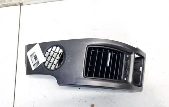 Honda CR-V Dash center air vent grill 77620SWWG510M1 77620-SWW-G510-M1