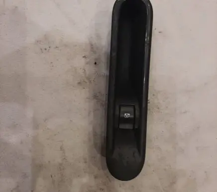 Renault Espace - Grand espace IV Electric window control switch 8200327947