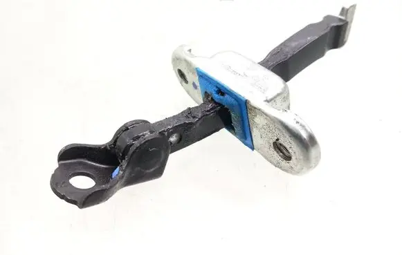 Hyundai i10 Rear door check strap stopper