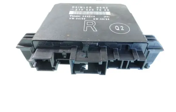 Mercedes-Benz C W202 Door control unit/module 2108207626 356826