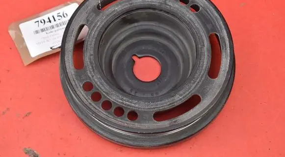 Opel Zafira B Crankshaft pulley