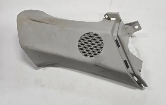 Mazda CX-7 (D)pillar trim (top) EG2268291 678901