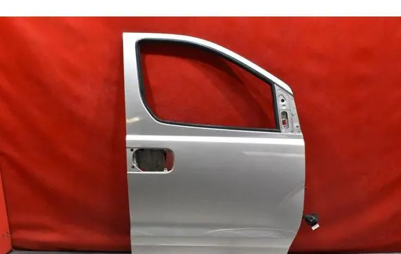 Hyundai H-1, Starex, Satellite Front door 