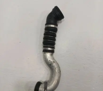 BMW 5 E60 E61 Intercooler hose/pipe 7808414