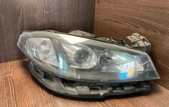 Renault Laguna II Headlight/headlamp 7701476941