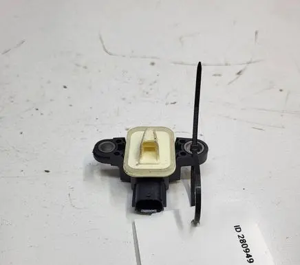 Nissan Leaf I (ZE0) Airbag deployment crash/impact sensor 988361MA0A