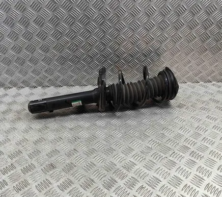 Nissan Qashqai J12 Front shock absorber/damper 543036UA3A