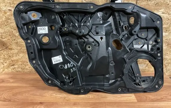 Volkswagen Touareg II Front window lifting mechanism without motor 7P6837461B 917217104 7P6837755D
