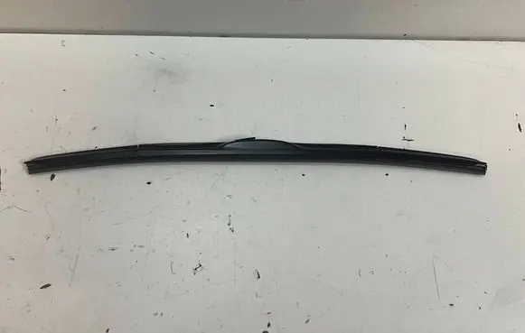 Suzuki Vitara (LY) Windshield/front glass wiper blade 3834054P00