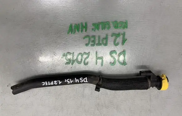 Citroen DS4 Breather hose/pipe 9804264280