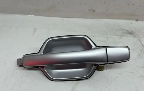Mitsubishi Pajero Front door exterior handle 