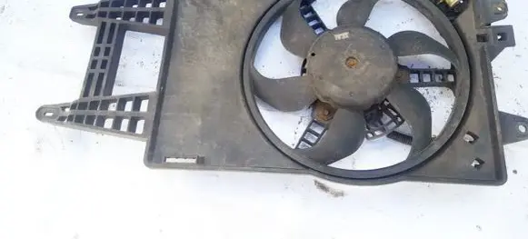 Fiat Punto (188) Radiator cooling fan shroud