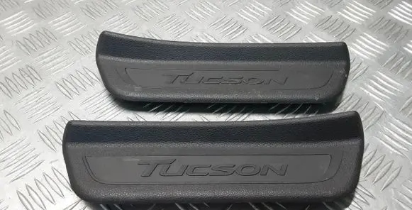 Hyundai Tucson TL sill trim set (inner) 85878D7000 85888D7000