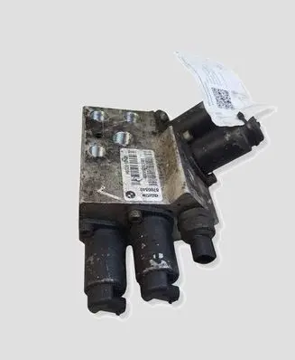 BMW 5 E60 E61 Active stabilizer control/valve assembly 6760840