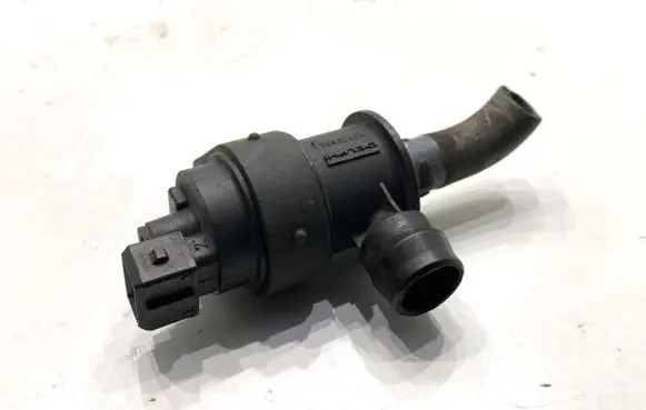 Volvo S80 Intake manifold valve actuator/motor 8653908