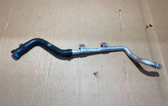 Land Rover Range Rover Sport L494 Engine coolant pipe/hose CPLA18B402AC