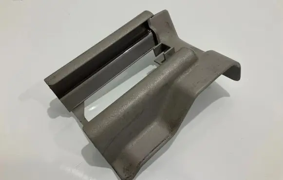 Mercedes-Benz E W211 Front driver seat rail trim 2119191020