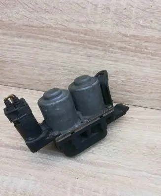 BMW 3 E36 Coolant heater control valve 1387289 1147412053