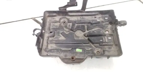 Battery tray