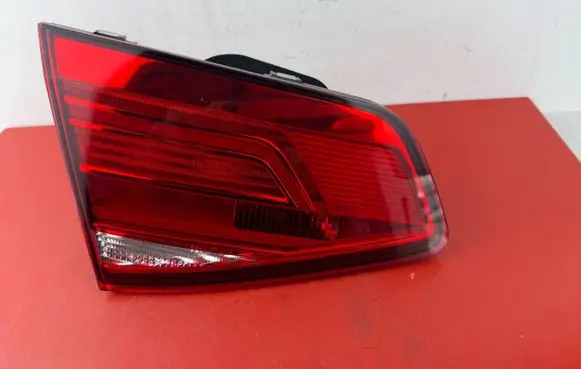 Volkswagen PASSAT B8 Tailgate rear/tail lights 3G5945093C