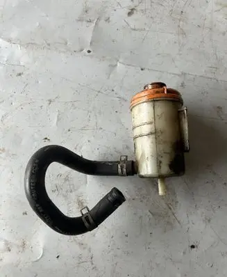 Suzuki Grand Vitara I Power steering fluid tank/reservoir 