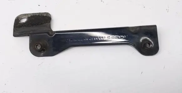 Audi A8 S8 D3 4E Fender mounting bracket 4E0810698B